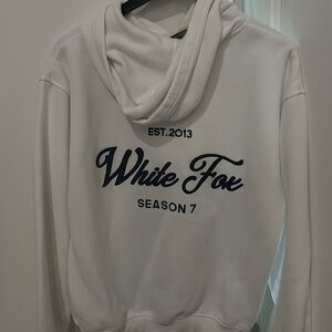 White fox hoodieXS/S